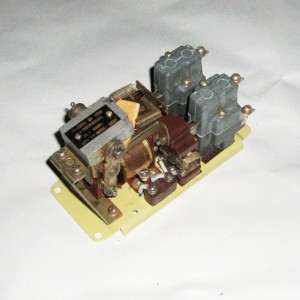 Контактор КМ-2211-ХХ М4