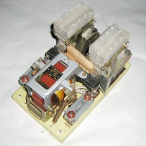 Контактор КМ-2244-ХХ М4