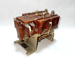 Контактор КНУ-352М, 100А, =175/320В